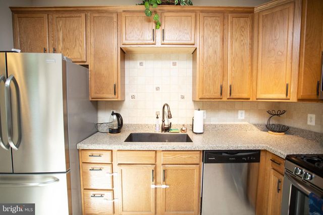 55 WEAVER DR, Marlton, NJ 08053