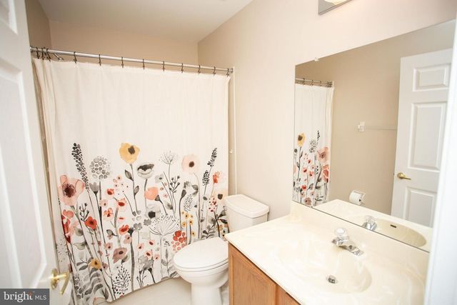 55 WEAVER DR, Marlton, NJ 08053