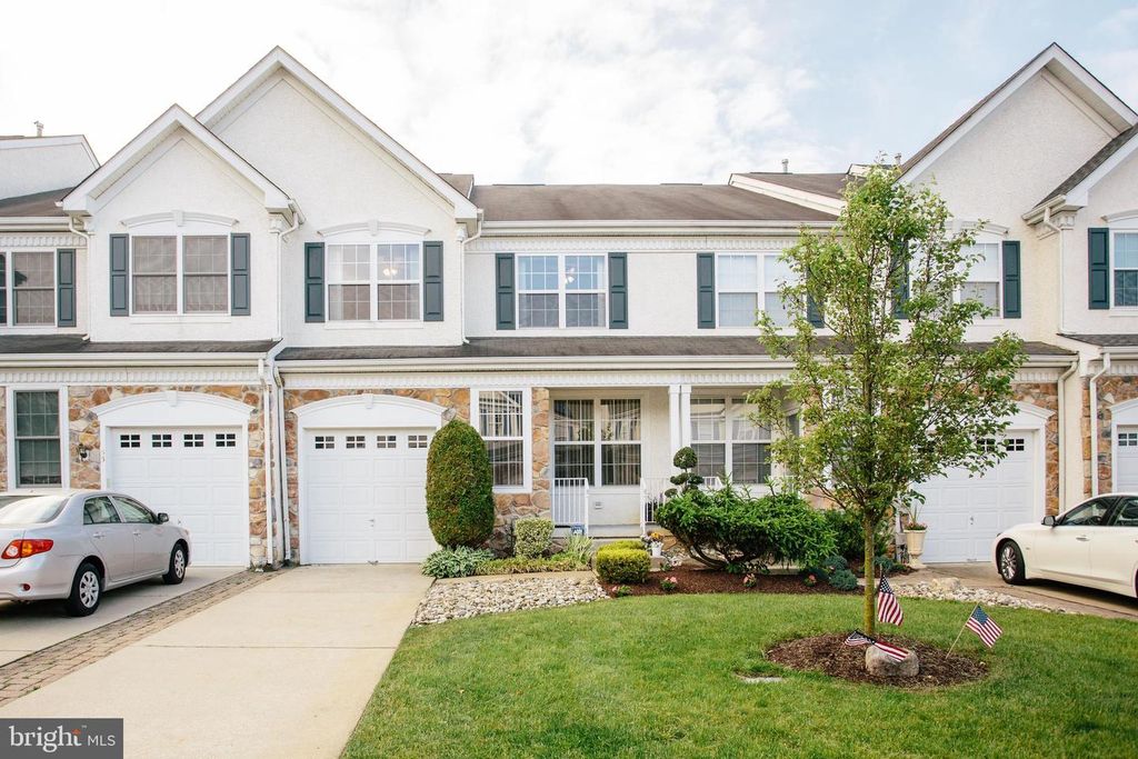 55 WEAVER DR, Marlton, NJ 08053