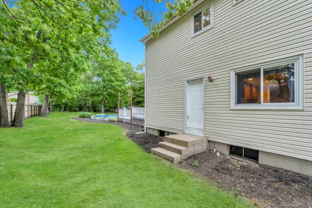 277 Magnolia Drive, Selden, NY 11784