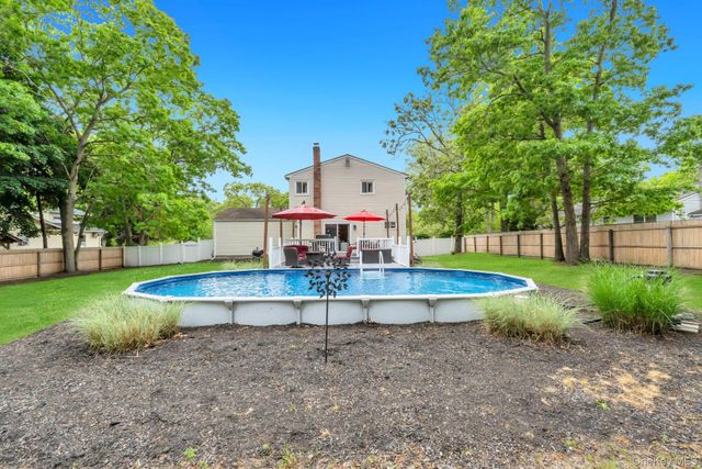 277 Magnolia Drive, Selden, NY 11784