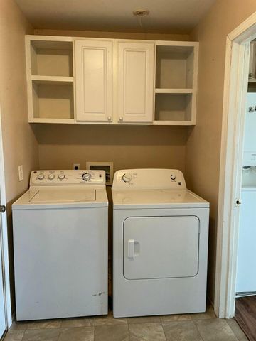 22017 E State Highway 76, Ava, MO 65608