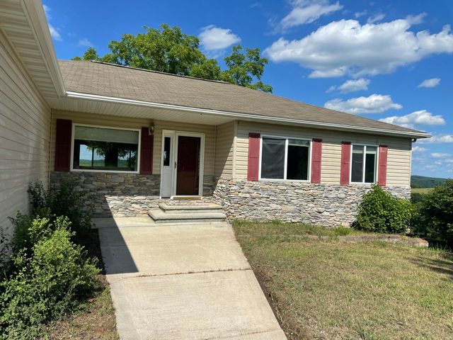 22017 E State Highway 76, Ava, MO 65608