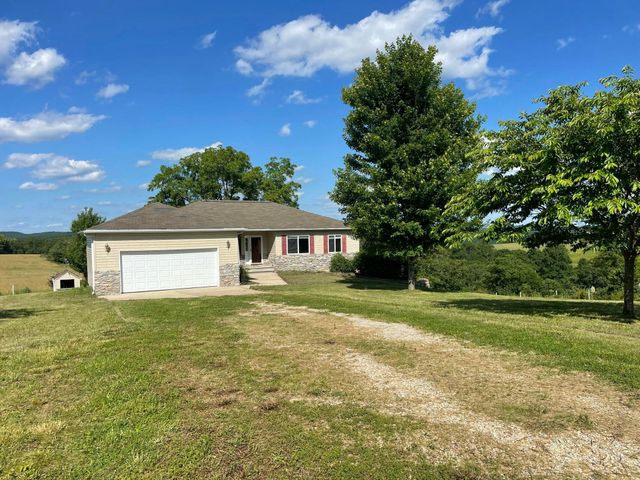 22017 E State Highway 76, Ava, MO 65608