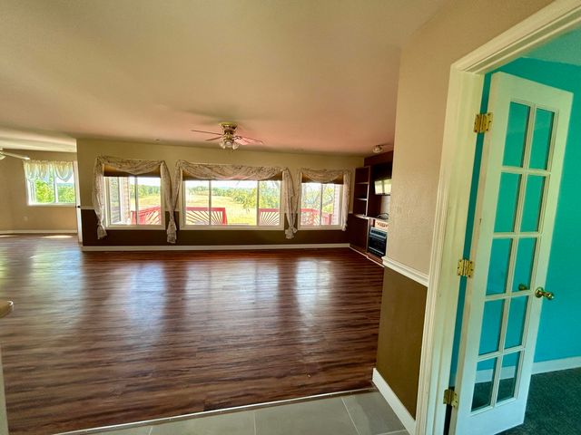 22017 E State Highway 76, Ava, MO 65608