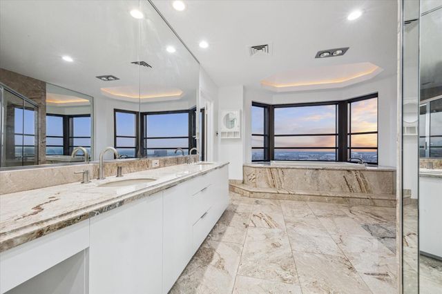 2001 Holcombe Boulevard 4006, Houston, TX 77030