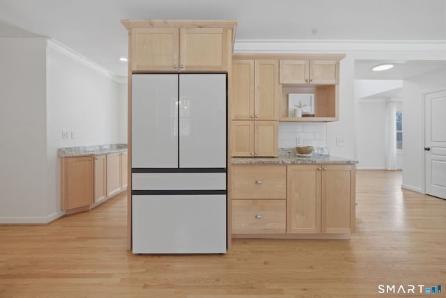 27 Amanda Way, Tolland, CT 06084