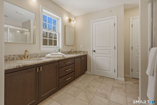 27 Amanda Way, Tolland, CT 06084