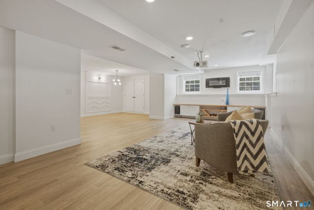 27 Amanda Way, Tolland, CT 06084