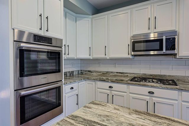 1112 Ashton Court, Union, KY 41091