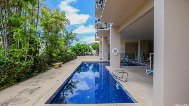 1560 Thurston Avenue 801, Honolulu, HI 96822