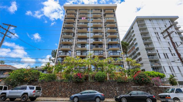 1560 Thurston Avenue 801, Honolulu, HI 96822