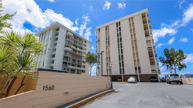 1560 Thurston Avenue 801, Honolulu, HI 96822