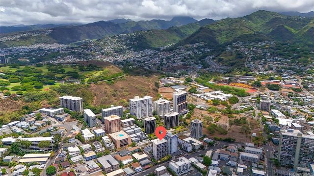 1560 Thurston Avenue 801, Honolulu, HI 96822