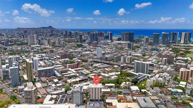 1560 Thurston Avenue 801, Honolulu, HI 96822