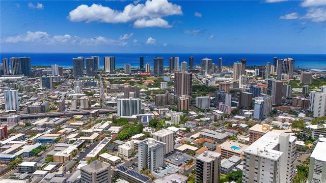 1560 Thurston Avenue 801, Honolulu, HI 96822