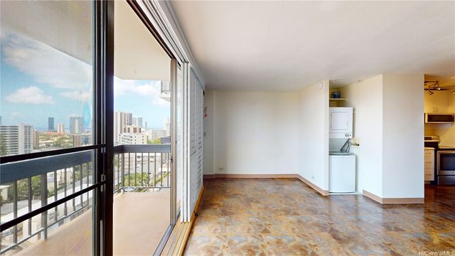 1560 Thurston Avenue 801, Honolulu, HI 96822