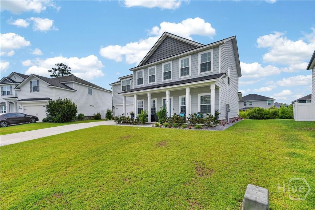 Image 10 of property listing at 14 Sweet Grass Lane, Richmond Hill, GA 31324