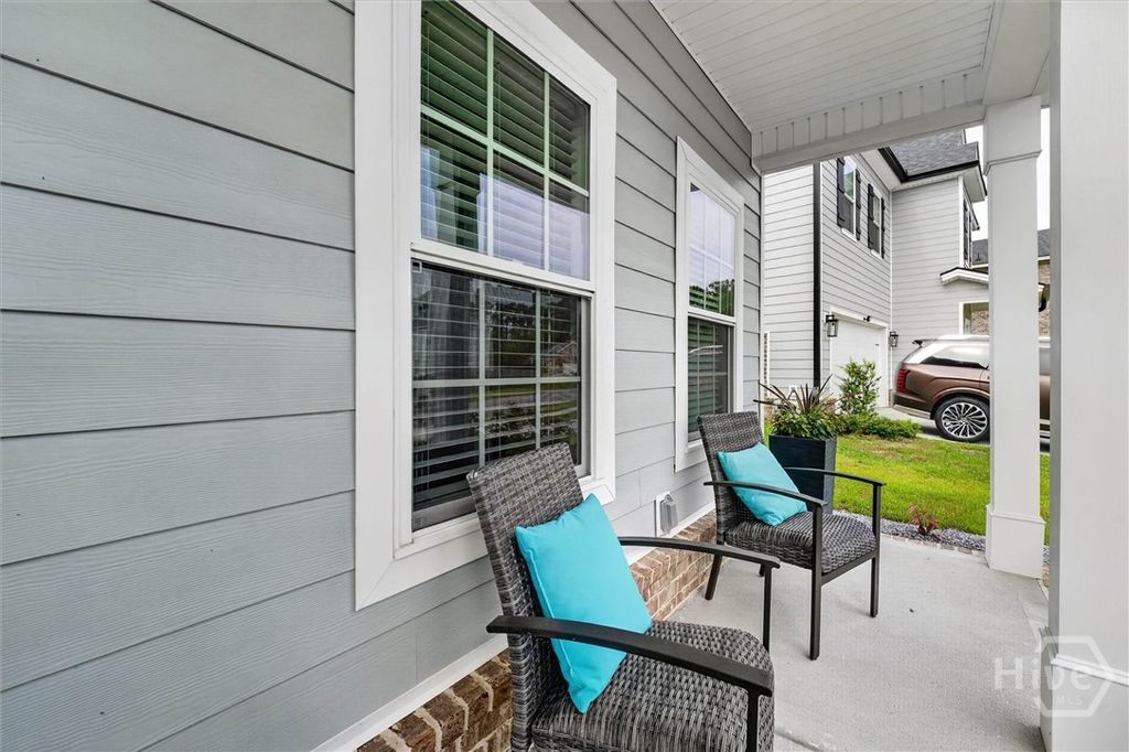 Image 12 of property listing at 14 Sweet Grass Lane, Richmond Hill, GA 31324