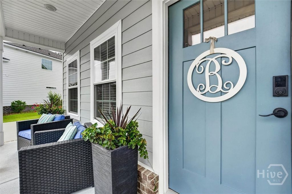 Image 13 of property listing at 14 Sweet Grass Lane, Richmond Hill, GA 31324