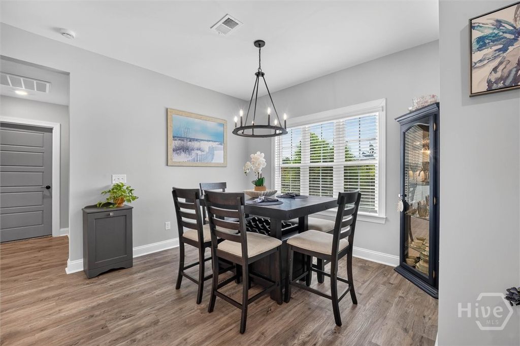 Image 23 of property listing at 14 Sweet Grass Lane, Richmond Hill, GA 31324