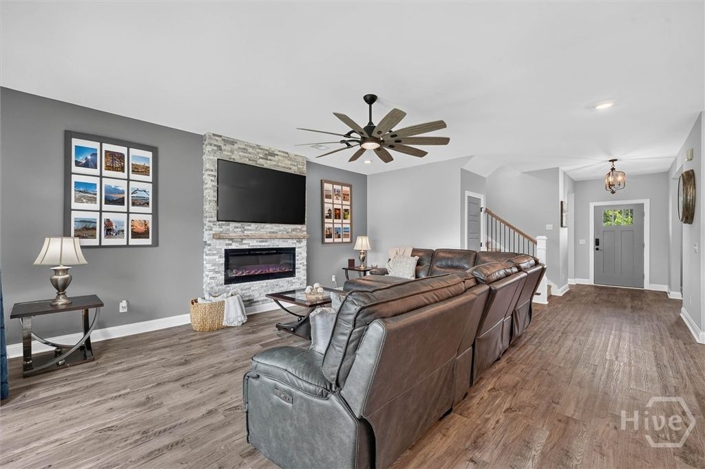 Image 24 of property listing at 14 Sweet Grass Lane, Richmond Hill, GA 31324