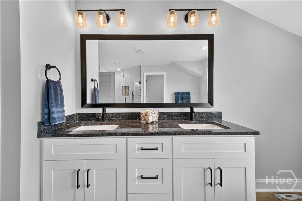 Image 28 of property listing at 14 Sweet Grass Lane, Richmond Hill, GA 31324