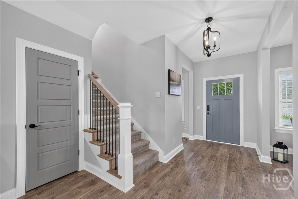 Image 3 of property listing at 14 Sweet Grass Lane, Richmond Hill, GA 31324