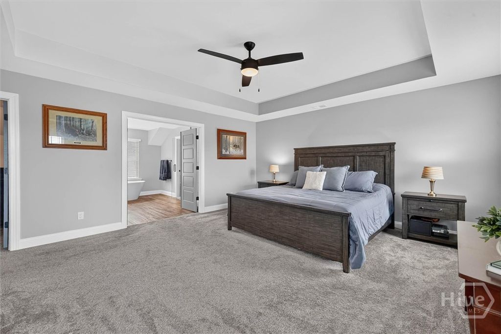 Image 8 of property listing at 14 Sweet Grass Lane, Richmond Hill, GA 31324