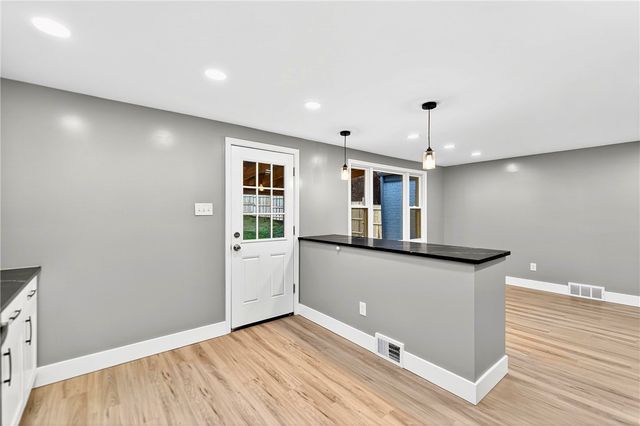 721 Huey Street, Mckeesport, PA 15132