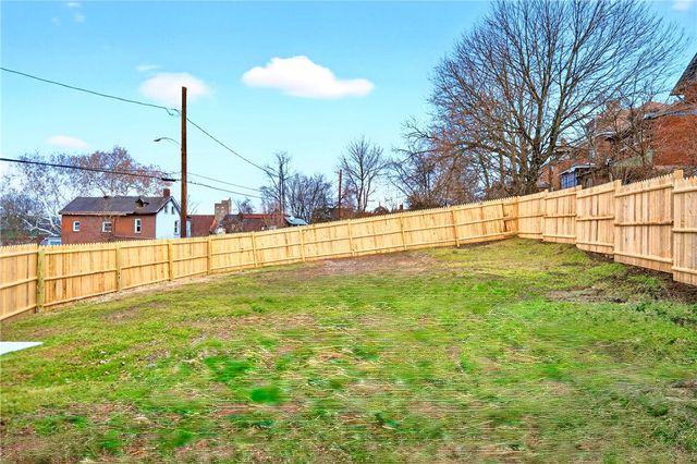 721 Huey Street, Mckeesport, PA 15132