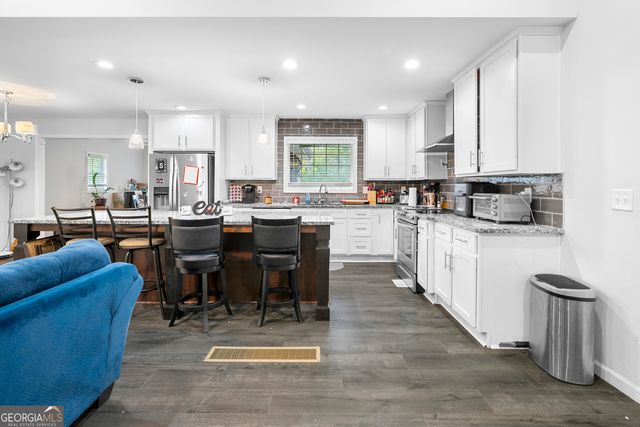 1609 Elm Ridge Way, Stone Mountain, GA 30083