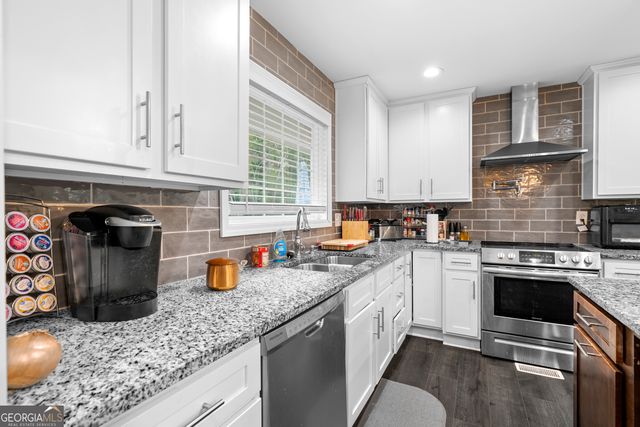 1609 Elm Ridge Way, Stone Mountain, GA 30083
