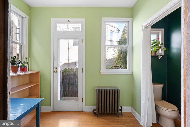 2437 BROWN ST, Philadelphia, PA 19130