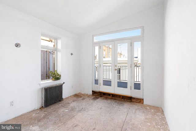 2437 BROWN ST, Philadelphia, PA 19130
