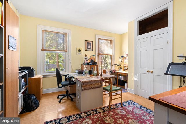 2437 BROWN ST, Philadelphia, PA 19130