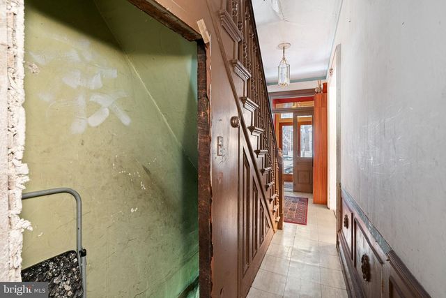 2437 BROWN ST, Philadelphia, PA 19130