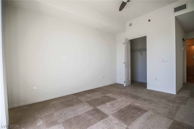 8255 Las Vegas Boulevard 819, Las Vegas, NV 89123