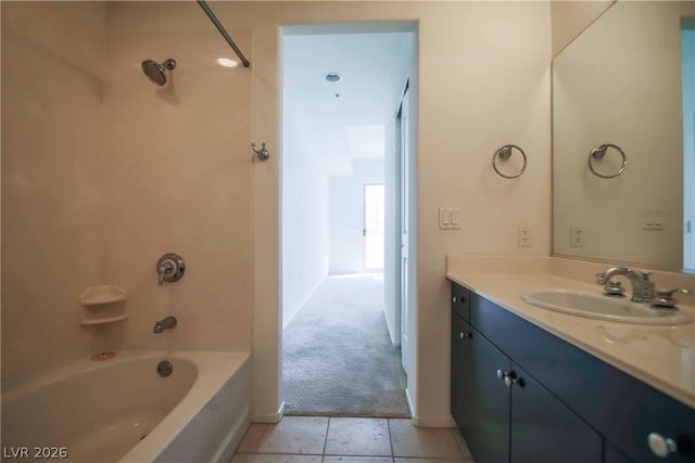 8255 Las Vegas Boulevard 819, Las Vegas, NV 89123