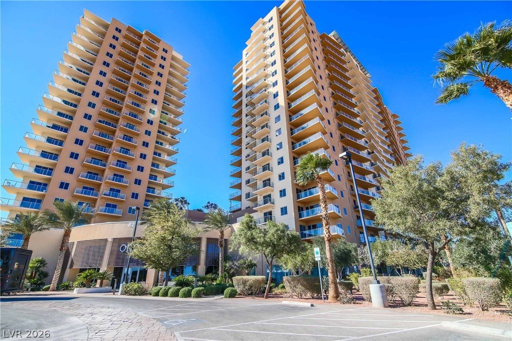 8255 Las Vegas Boulevard 819, Las Vegas, NV 89123