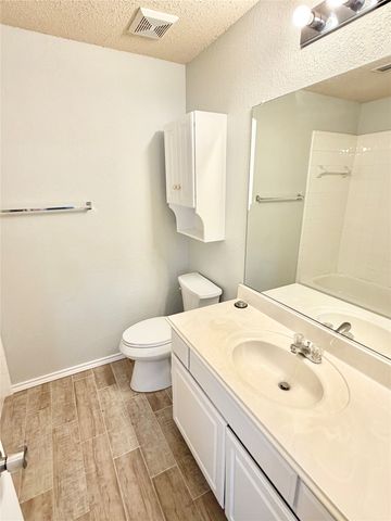 140 Fallkirk Drive, Coppell, TX 75019