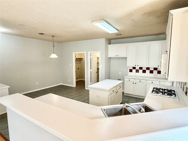 140 Fallkirk Drive, Coppell, TX 75019