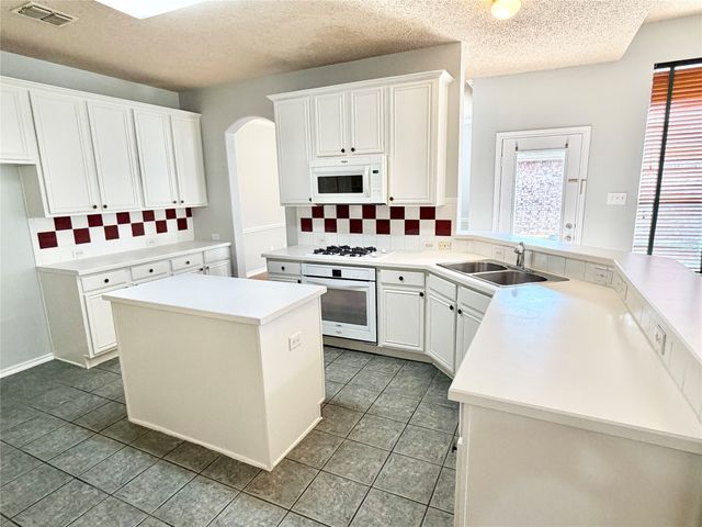 140 Fallkirk Drive, Coppell, TX 75019