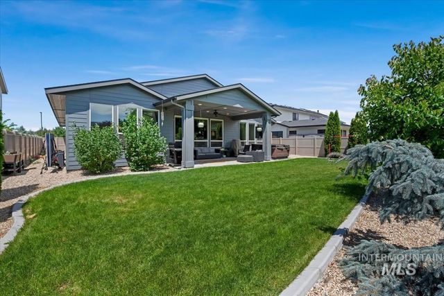 2883 E Mores Trail Dr., Meridian, ID 83642