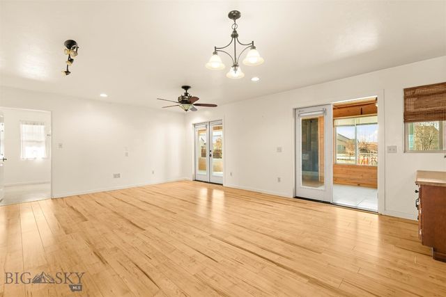 321 E Tobiano Trail, Belgrade, MT 59714