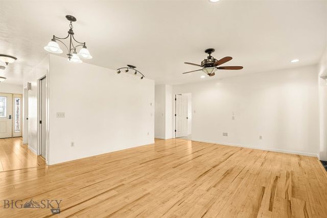 321 E Tobiano Trail, Belgrade, MT 59714