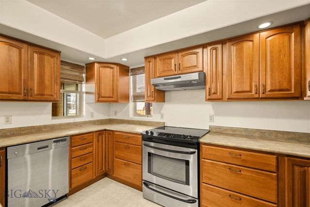 321 E Tobiano Trail, Belgrade, MT 59714