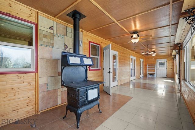 321 E Tobiano Trail, Belgrade, MT 59714