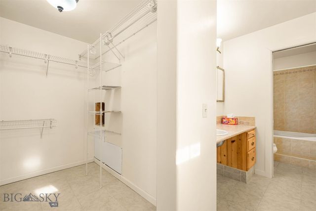 321 E Tobiano Trail, Belgrade, MT 59714