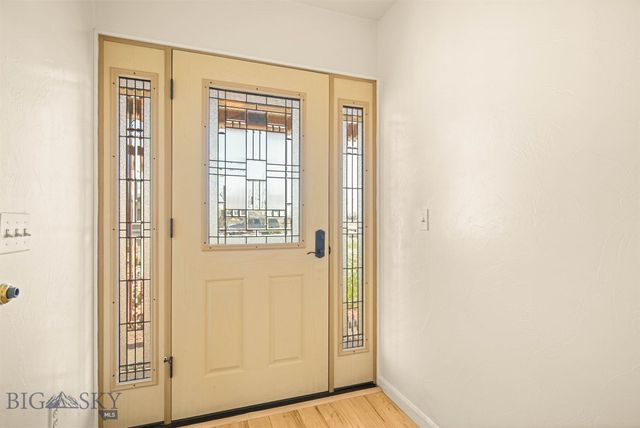 321 E Tobiano Trail, Belgrade, MT 59714